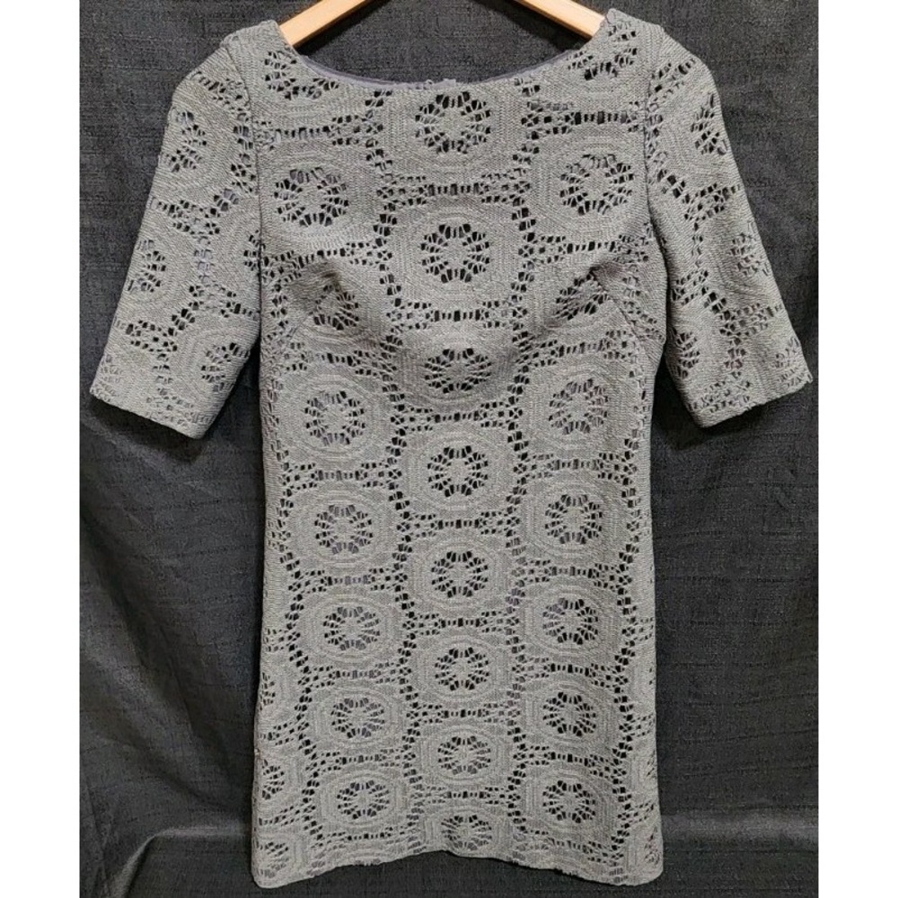 ADRIANA PAPELL Gray Embroidered Shift Dress Cutout Business Casual Lined Sz 4